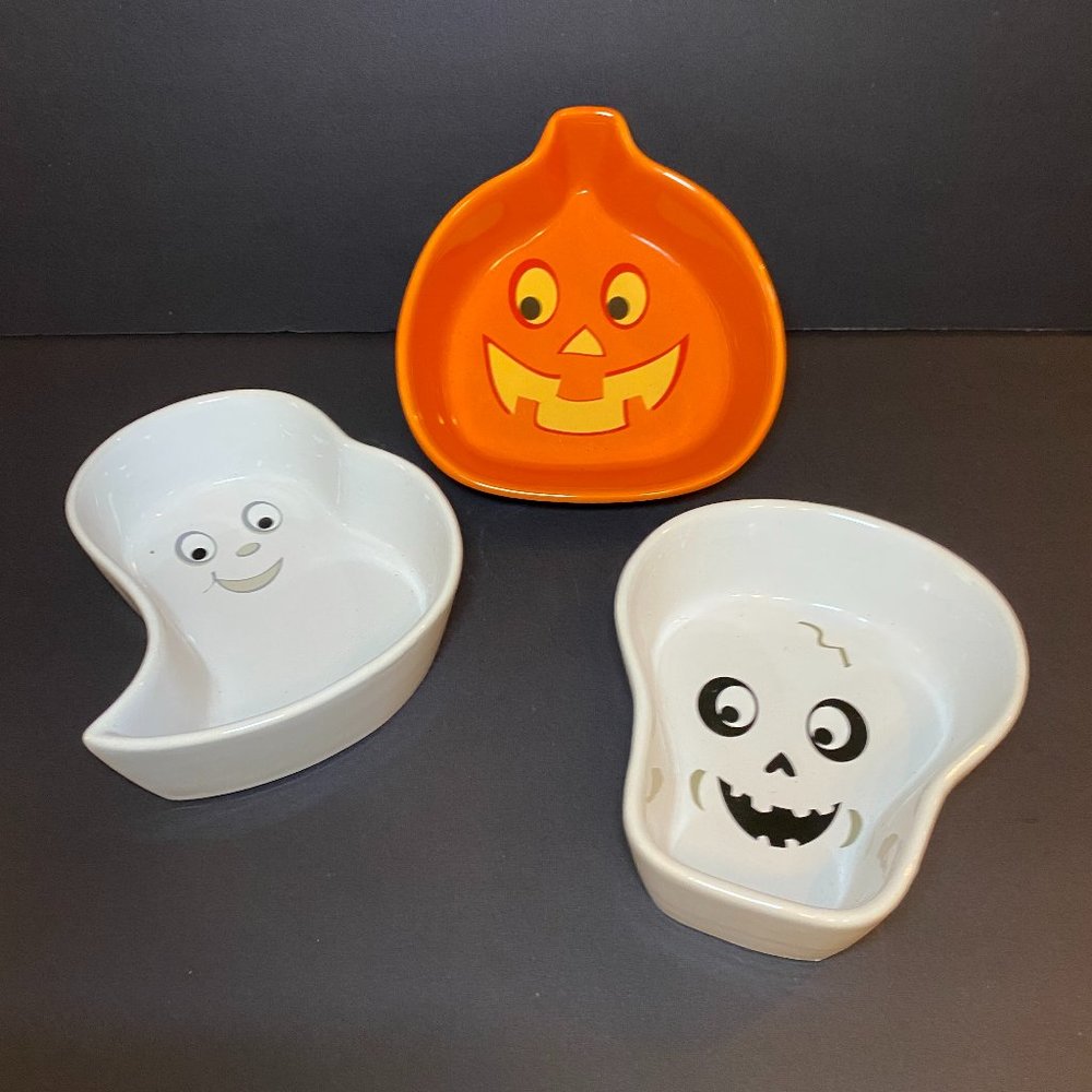 3 Halloween Ceramic Dishes Candies Nuts Ghost Pumpkin Skeleton